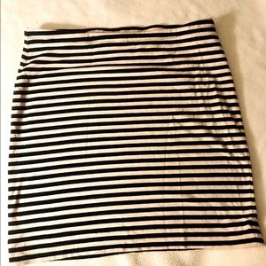 H&M black striped cotton mini skirt size small